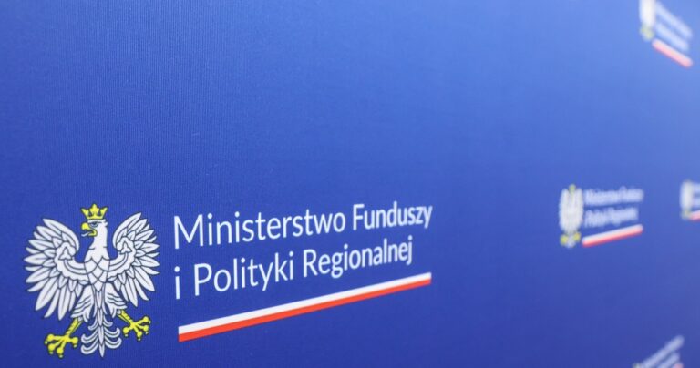 Wiesz coś o KPO? Ministerstwo da ci stanowisko, wpływy i 10 000 zł brutto. - INFBusiness