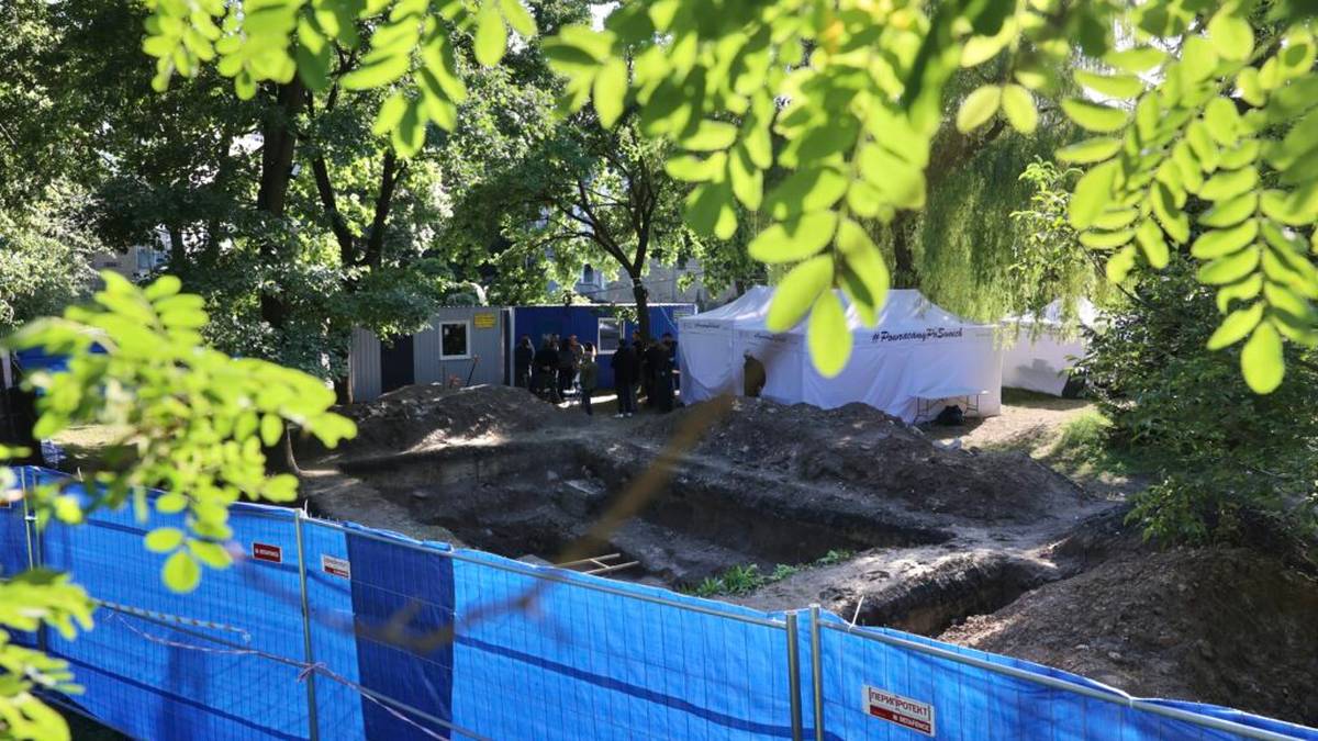 Współpraca polsko-ukraińska kończy działania na Ukrainie Zakończono ekshumacje we Lwowie. Odnaleziono szczątki kilkudziesięciu osób.