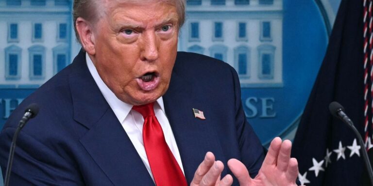 Cła Donalda Trumpa uderzą przede wszystkim w małe firmy. Straty mogą być ogromne. - INFBusiness