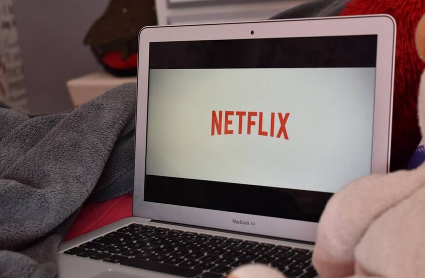 Netflix podnosi opłaty abonamentowe. Urząd Ochrony Konkurencji i Konsumentów grozi karami finansowymi