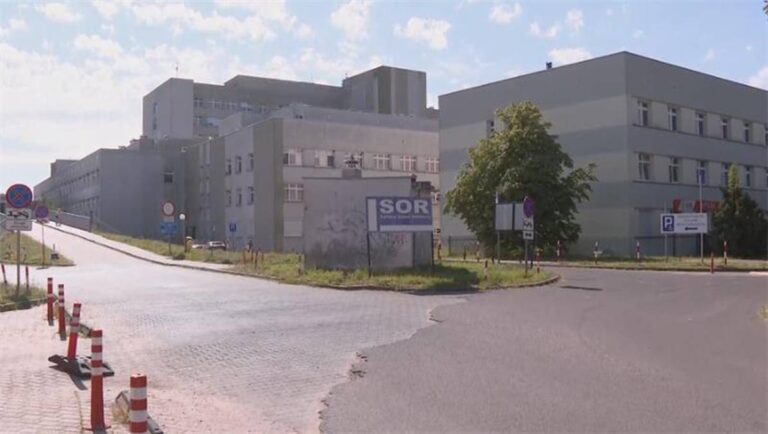Oddział onkologiczny podobno wstrzymał przyjęcia. Szpital w Koninie temu zaprzecza. - INFBusiness