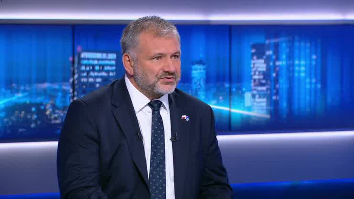 Wjechał w grupę pielgrzymów. Kierowca miał nakaz sądowy zakazujący mu prowadzenia pojazdu. - INFBusiness