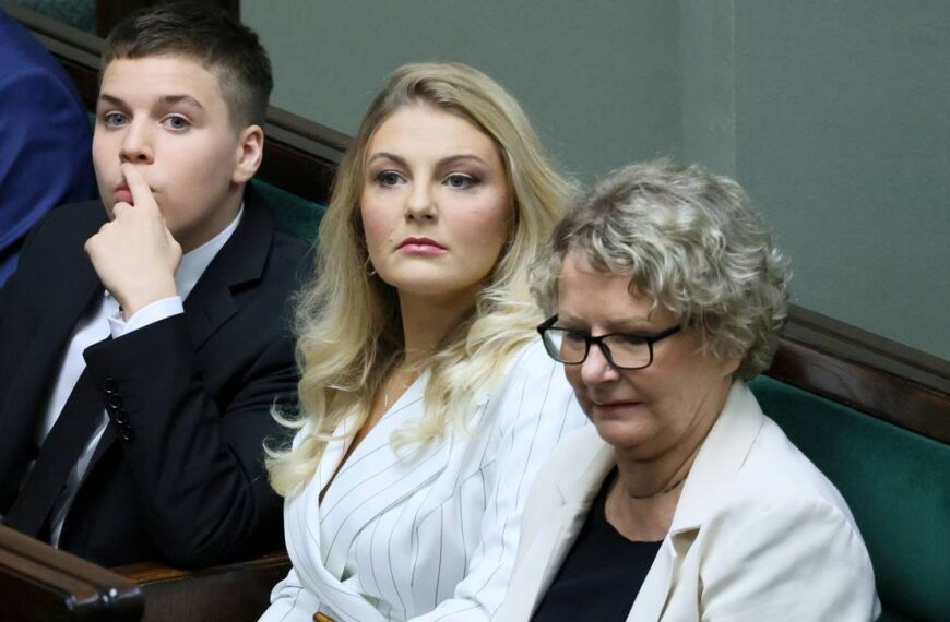 Rodzina wspierała Nawrockiego. Jedna osoba zaginęła.