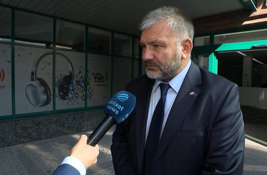 Minister komentuje prośbę Ziobry. „Może postawić psu takie ultimatum”.