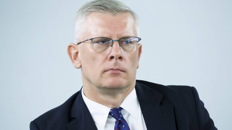 Sławomir Cenckiewicz w „Graffiti” - INFBusiness