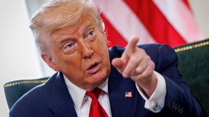 Deficyt budżetowy USA pogarsza się, deficyt pogłębia się do niespotykanych dotąd poziomów.