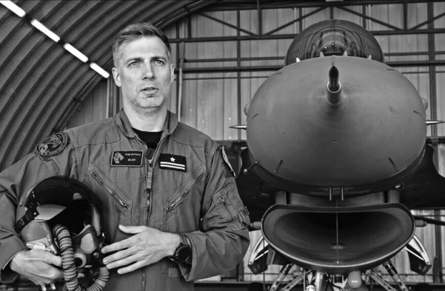 Katastrofa F-16 w Radomiu. Pilot mjr Maciej „Slab” Krakowian nie żyje.