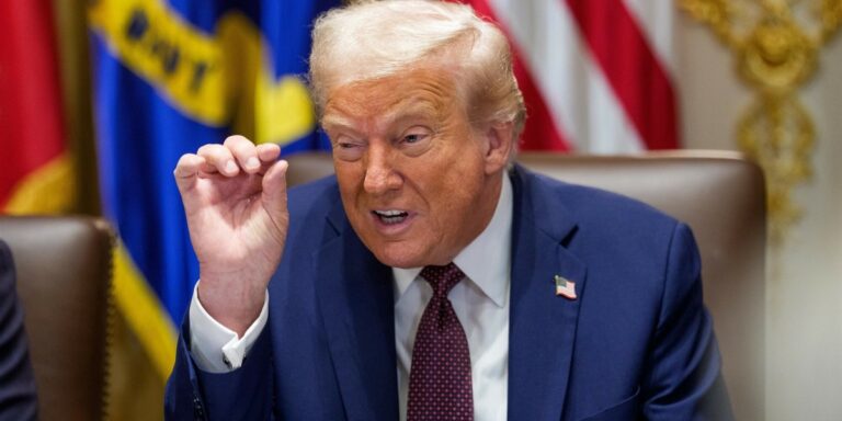 Sukces Donalda Trumpa: firma wraca do starego logo - INFBusiness