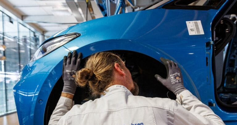 Volkswagen Automobile zatrudnia. Czy zaprzecza kryzysowi w Niemczech? - INFBusiness