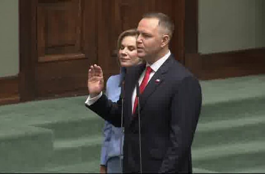 Karol Nawrocki został nowym prezydentem. Złożył przysięgę.