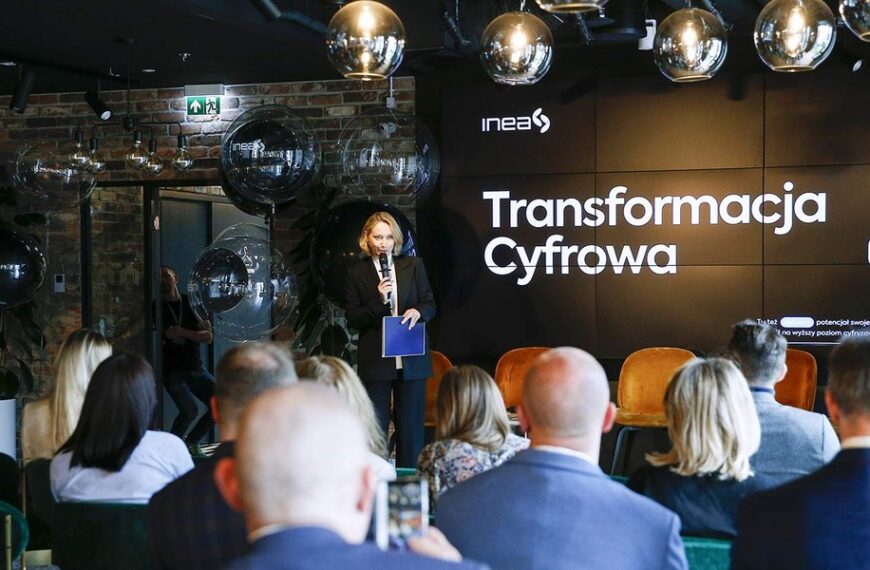 Polska pozostaje w tyle w Europie. Czy kompleksowa transformacja cyfrowa może odwrócić…