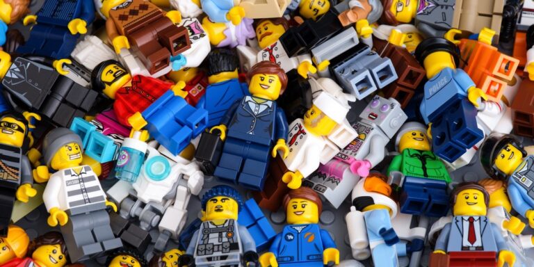 Pojedyncze klocki LEGO nie będą dostępne w USA i Kanadzie. Składanie poszczególnych elementów będzie znacznie trudniejsze. - INFBusiness