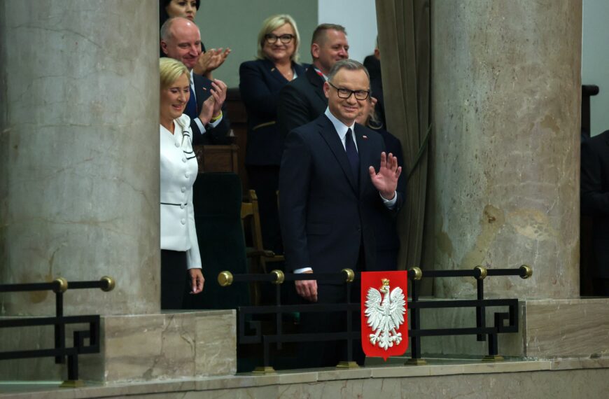 Dlaczego Andrzej Duda nie chce ułatwić młodym ludziom dostępu do psychologa?