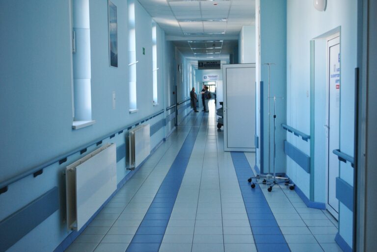 Przypadek cholery w Polsce. Jakie są objawy choroby, jak się nią zarazić i jak się ją leczy? - INFBusiness