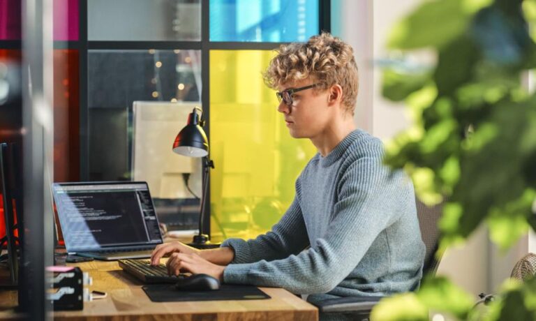 Zakaz niepłatnych staży? „Pracodawcy zbyt obciążeni kosztami mogą z nich zrezygnować” - INFBusiness