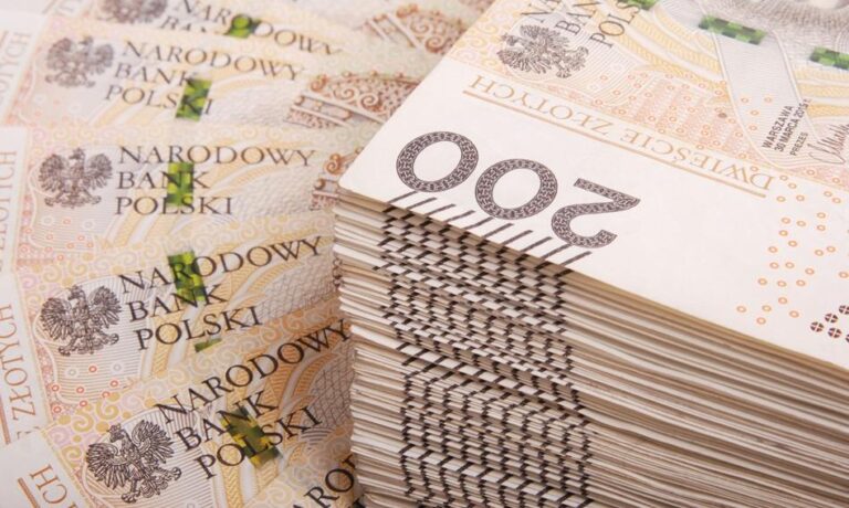 Do zgarnięcia jest 28 000 zł. Tyle oferują w ramach programu rządowego. Jakie warunki trzeba spełnić? - INFBusiness