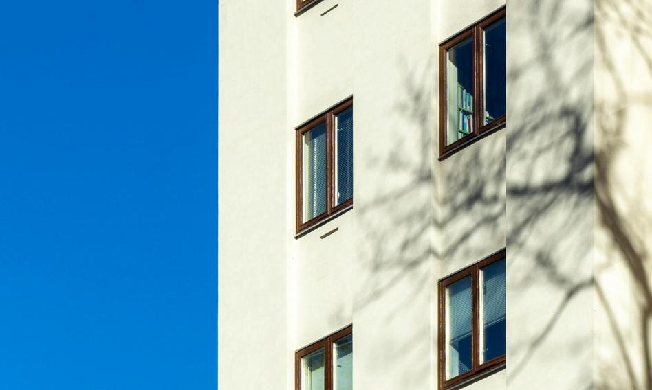 W przyszłym tygodniu ruszy inicjatywa budownictwa socjalnego o wartości blisko 1 mld zł, poinformował w piątkowym komunikacie minister finansów i gospodarki Andrzej Domański. Środki przeznaczone na budownictwo socjalne. Minister finansów ustala datę wdrożenia finansowania.