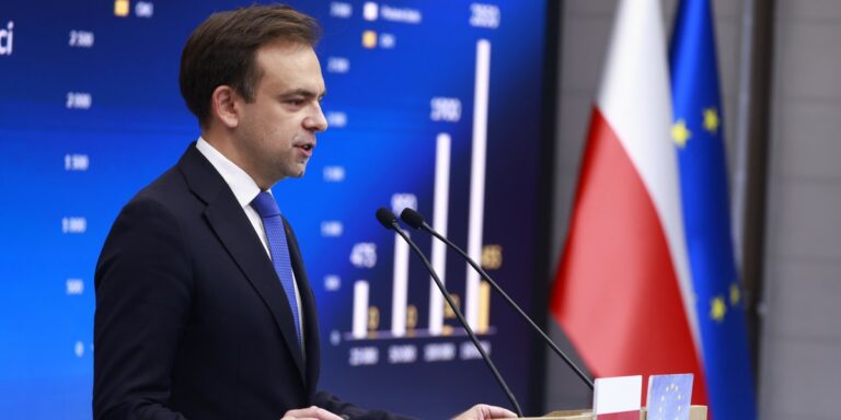Andrzej Domański o projekcie Karola Nawrockiego: „To nie jest nasza polityka” - INFBusiness