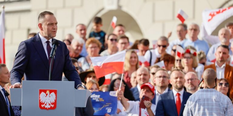 Doceniając pomysły prezydenta Karola Nawrockiego: Nawet ponad 100 mld zł mniej w budżecie - INFBusiness