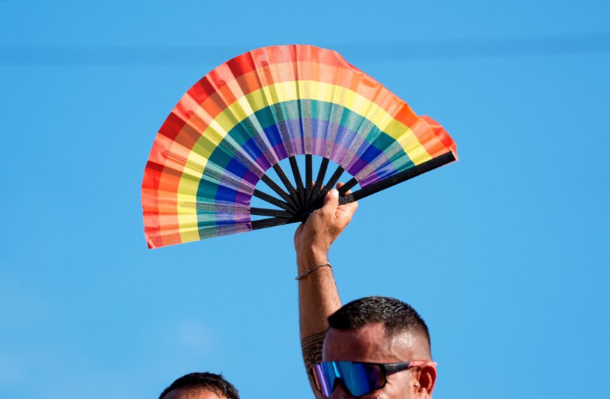 Według międzynarodowego badania Polska ma najmniejszą liczbę osób LGBT+ wśród krajów objętych…