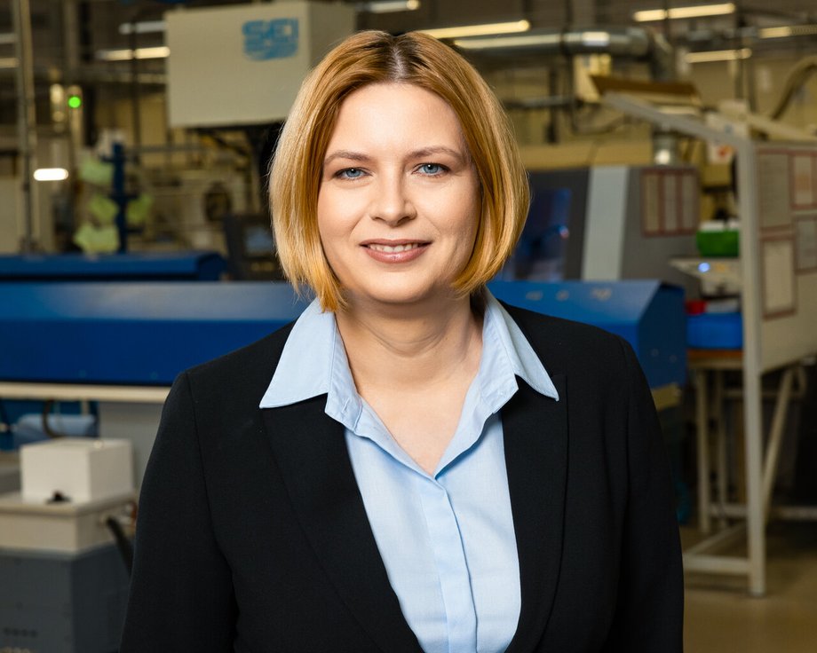 Podczas gdy wiele firm przemysłowych stoi w obliczu egzystencjalnych wyzwań, WUZETEM nieustannie pozyskuje nowych klientów, inwestując w zautomatyzowane rozwiązania i dbając o stabilność zatrudnienia. Zespoły przedsiębiorstwa regularnie wyruszają na międzynarodowe misje, nawiązując nowe sojusze i penetrując rynki wschodzące. Diesel do sukcesu – jak polska firma zdobywa udziały w światowym rynku? - INFBusiness