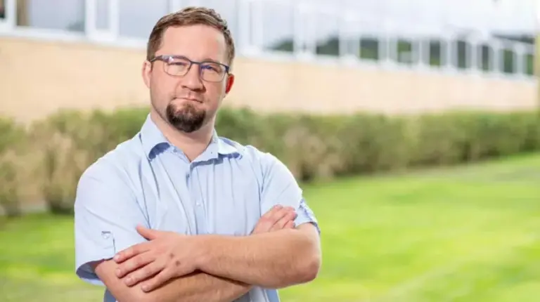 Polski matematyk ujawnia tajemnice egzaminu na sztuczną inteligencję, którego żaden człowiek nie zdałby. - INFBusiness