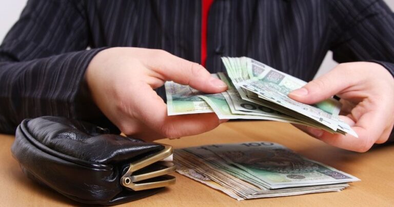 Płaca minimalna 2026. Wiadomo, ile wyniesie krajowa płaca minimalna - INFBusiness