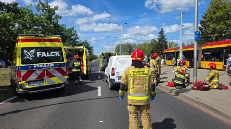 Samochód potrącił pieszego. Tragiczny wypadek w Warszawie. - INFBusiness