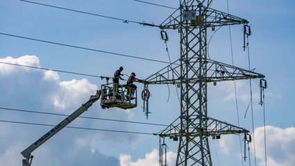 Ceny energii dostosowują się do trendów rynkowych, stabilność niepewna