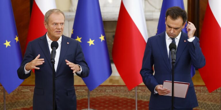 Rating Polski zagrożony? Fala komentarzy ekonomistów - INFBusiness