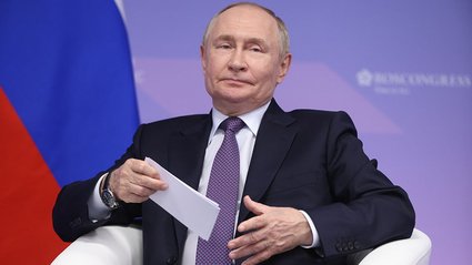 Bank Rosji ugiął się pod presją. Reaguje na problemy gospodarcze.