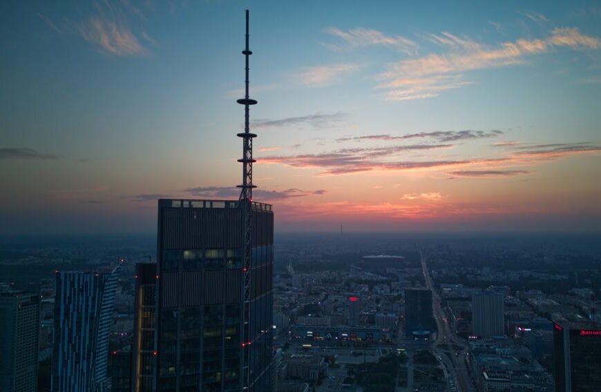 Pałac Kultury i Nauki oraz Sky Tower zostały zdetronizowane. W Warszawie otwiera…