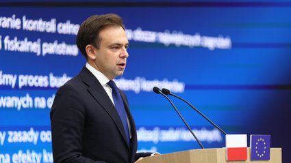 Zagraniczne firmy mają płacić podatki w Polsce. Andrzej Domański ogłosił nowe środki.