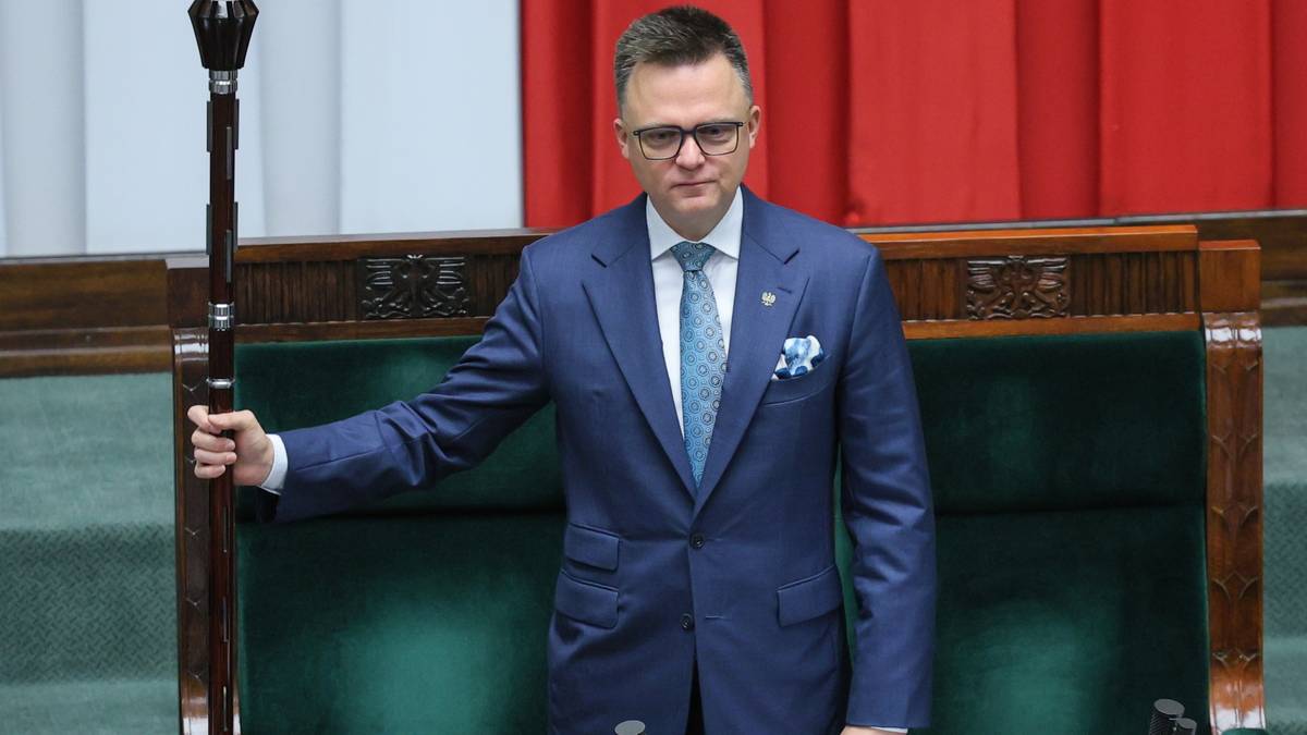 Szymon Hołownia chce odejść z polskiej polityki.