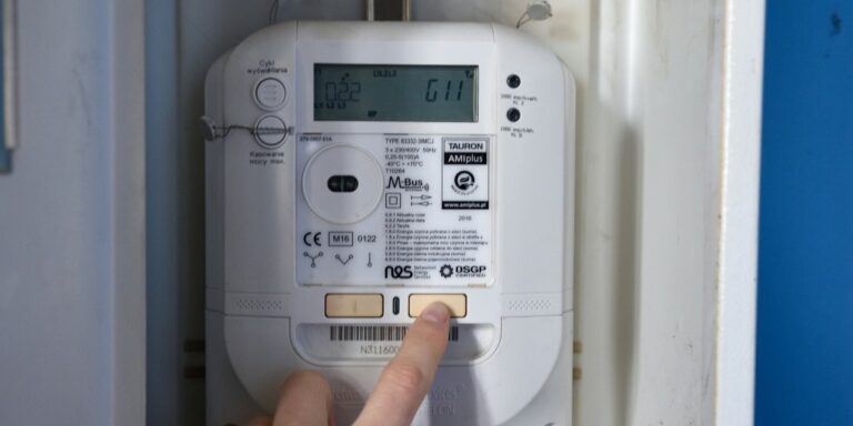 Największy producent energii elektrycznej opublikował przedziały cenowe, znacznie wyższe od oczekiwań ministra energii. - INFBusiness