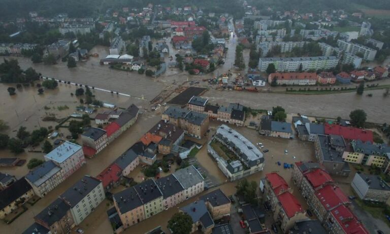 W Głuchołazach ponad połowa poszkodowanych wciąż remontuje swoje mieszkania. - INFBusiness