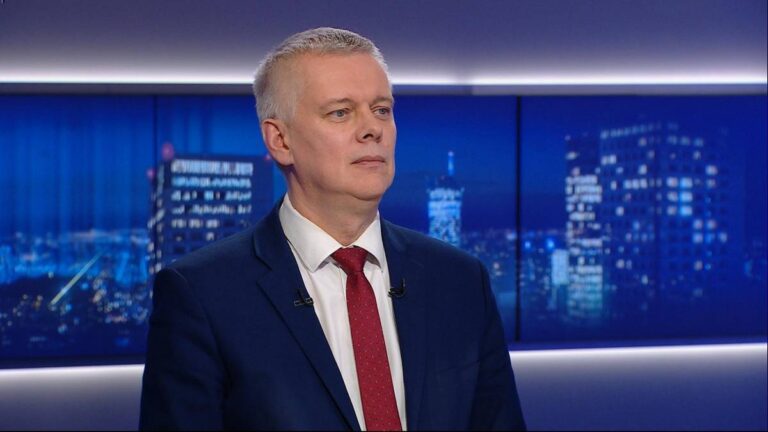 Tomasz Siemoniak w programie „Gość wydarzeń”. Transmisja online - INFBusiness