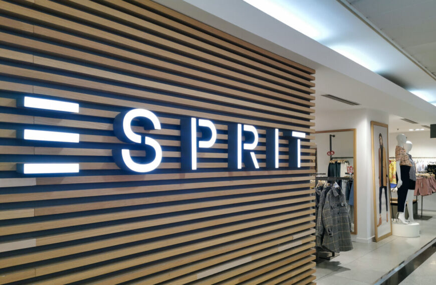 Esprit jest na minusie. Przychody firmy spadły o 75%.