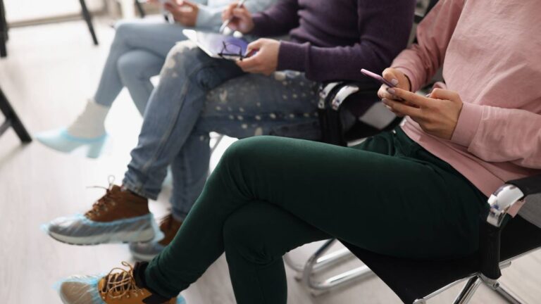 U tych lekarzy czas oczekiwania jest najdłuższy – na wizytę trzeba czekać nawet 300 dni od momentu złożenia wniosku. - INFBusiness