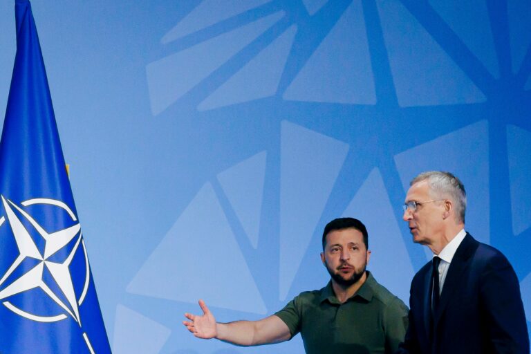 Czy Polska powinna poprzeć przystąpienie Ukrainy do NATO? Wyniki sondażu - INFBusiness