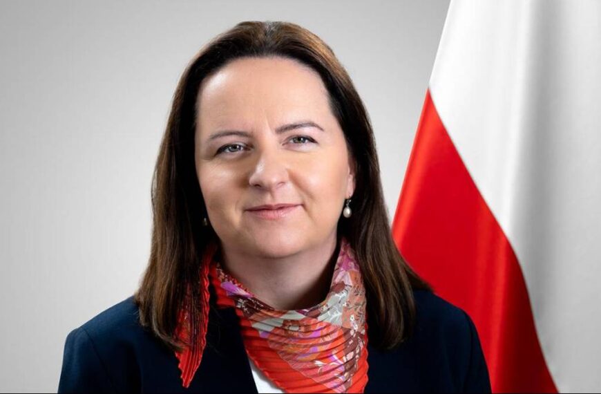 Zmiany w Ministerstwie Spraw Zagranicznych. Wiceminister opuszcza ministerstwo.