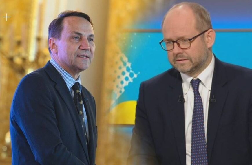 „On ośmiesza Polskę” – prezydencki minister ostro skrytykował Sikorskiego.