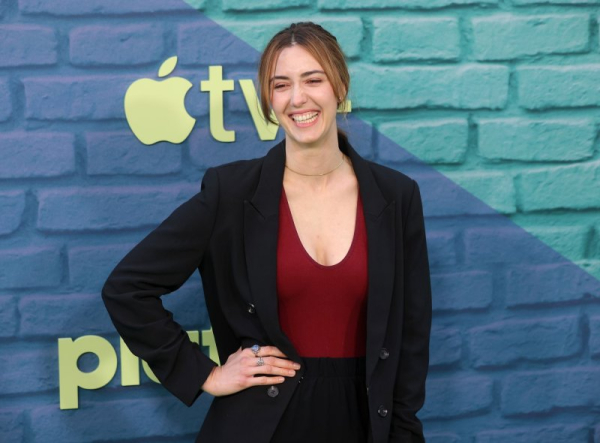 Znane osoby urodzone 16 września: Madeline Zima, Toks Olagundoye