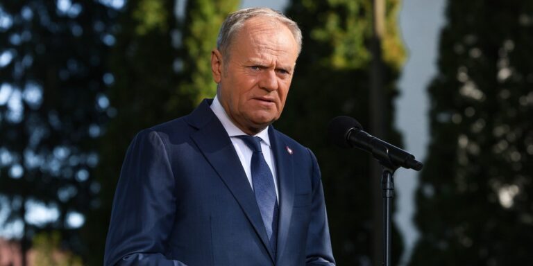 Donald Tusk: Nie będzie podwyżek składek na ubezpieczenie zdrowotne. Rząd analizuje wydatki Narodowego Funduszu Zdrowia. - INFBusiness