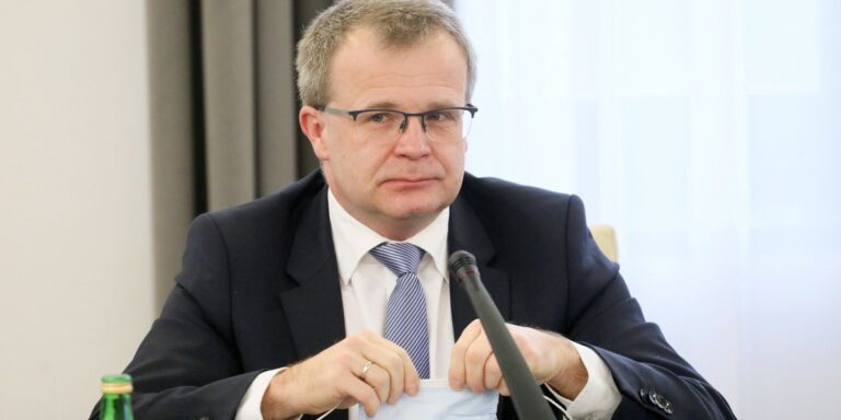 Podatek wojenny i zawieszenie świadczeń. Członek MPC zabiera głos - INFBusiness