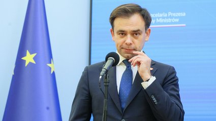 Osiem tematów, które spędzają sen z powiek ministrowi finansów. Czy zrujnują budżet?