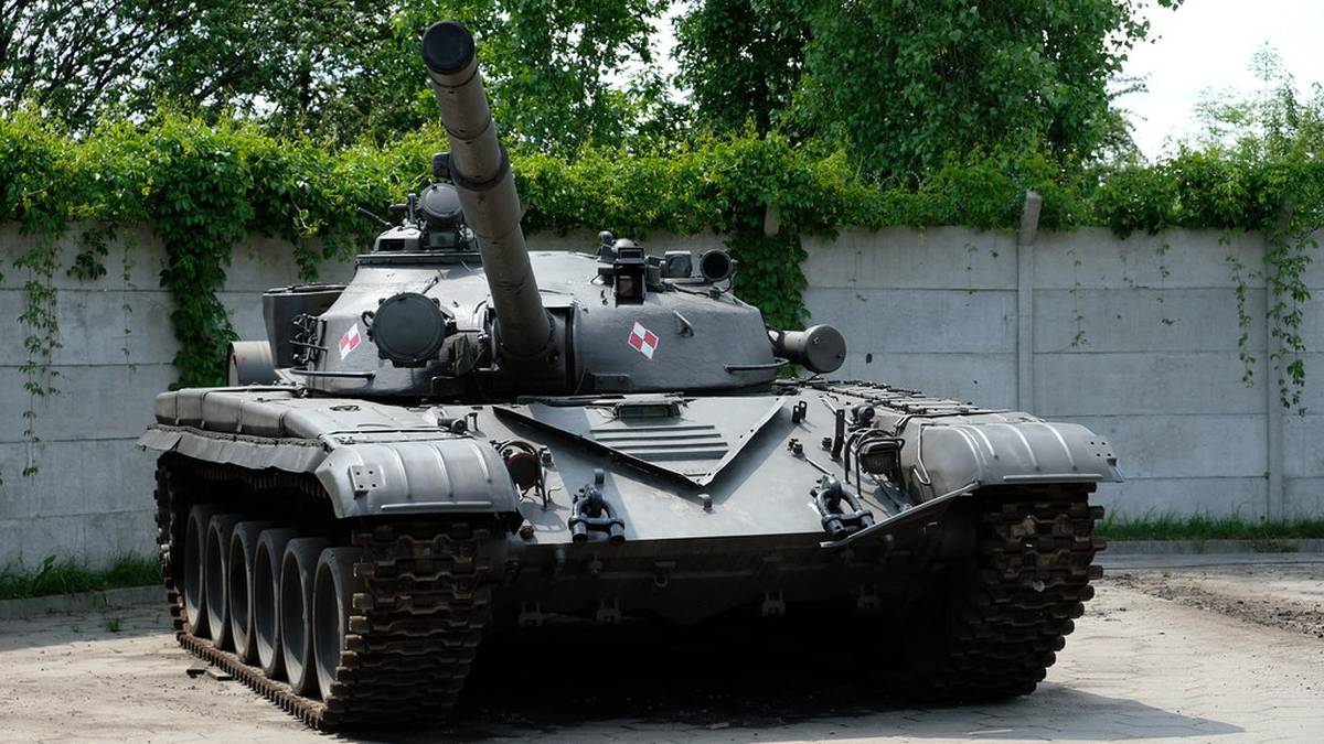 Czołg T-72 Spór o czołg podarowany przez Pawła Bejdę. „Przerzuciliśmy koszty na siebie nawzajem”.