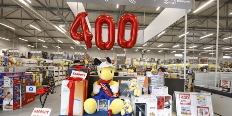 Grupa PSB otworzyła nowy sklep Mrówka w Łęczycy (woj. łódzkie), rozszerzając sieć do 400 lokalizacji w całej Polsce. Sieć otworzyła w Polsce swój 400. sklep - INFBusiness