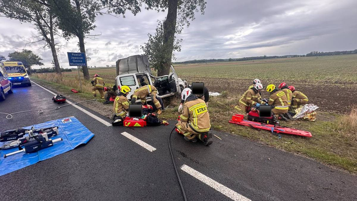 Uratowali życie, gdy dron przeleciał nad nimi. Strażacy apelują o pomoc.