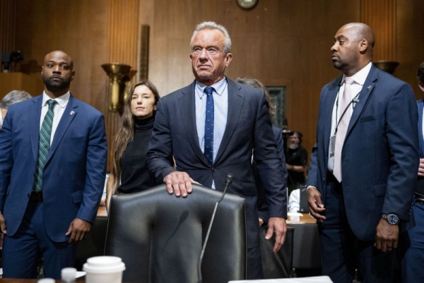 Secretary of Health and Human Services Robert F. Kennedy Jr., arrives before a Senate Committee on Finance hearing on President Donald Trump&#039;s health care agenda at the U.S. Capitol in Washington, DC, on September 4. Kennedy&#039;s agency announced Thursday that it will decertify a major organ donation and transplant program. Photo by Bonnie Cash/UPI